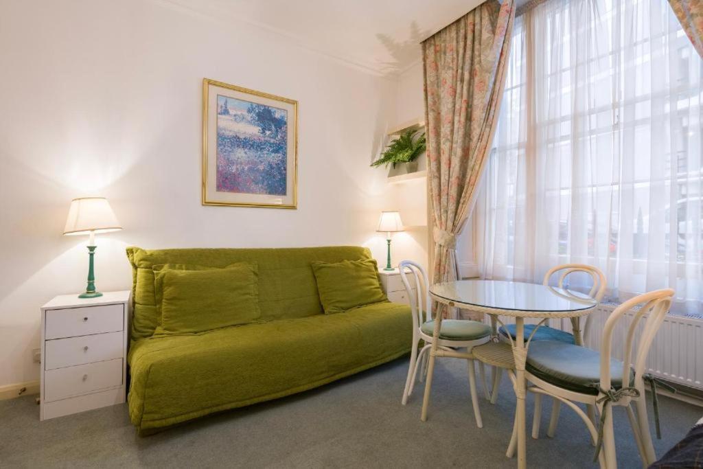 Apartament Fabulous Split Level Studio Hyde Park H3 Londra