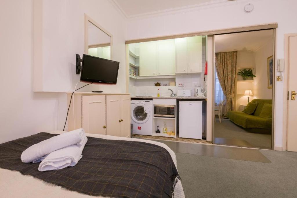 Appartamento Fabulous Split Level Studio Hyde Park H3 Londra