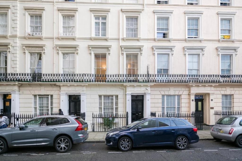 Fabulous Split Level Studio Hyde Park H3 Appartamento