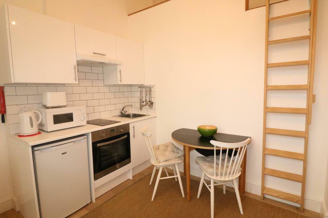 Fabulous Split Level Studio Hyde Park H3 Appartamento Londra