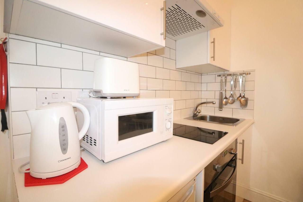 Fabulous Split Level Studio Hyde Park H3 Appartamento Londra